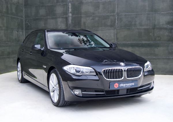 BMW 525d Touring Auto