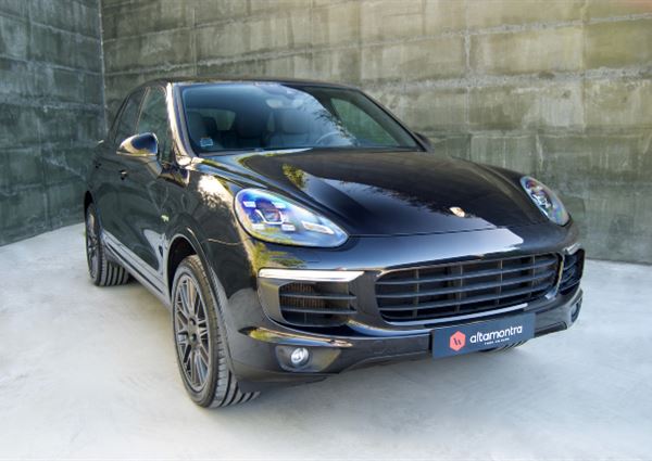 Porsche Cayenne S E-Hybrid Platinum Edition