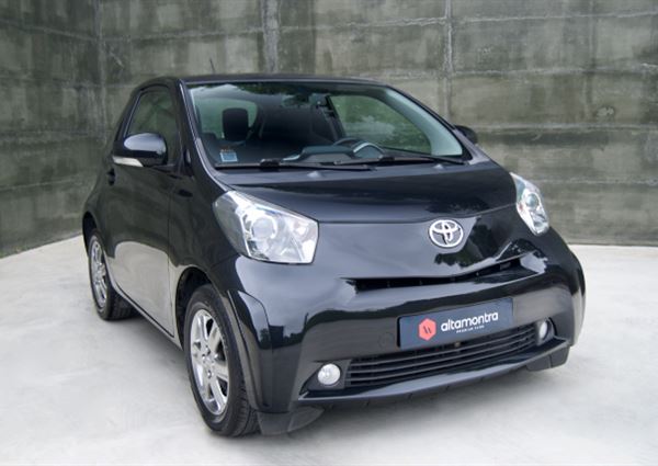 Toyota IQ 1.0 VVT - i