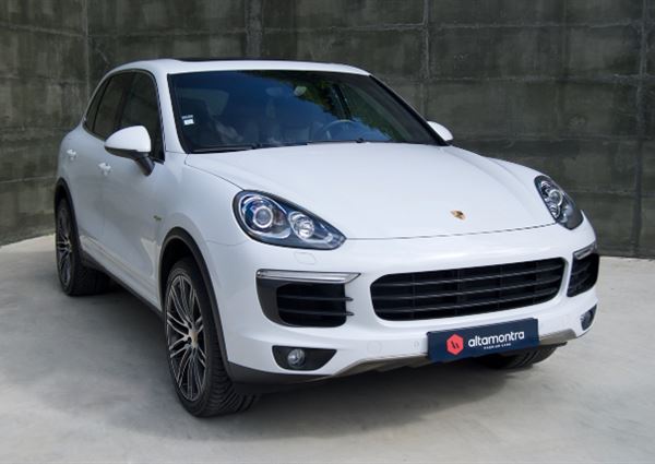 Porsche Cayenne S E-Hybrid