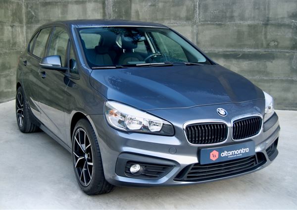 BMW 220d Active Tourer XDrive Advantage Package