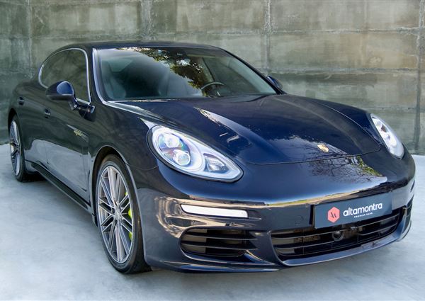 Porsche Panamera S E-Hybrid