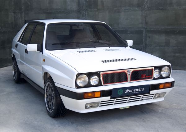 Lancia Delta HF Integrale 8V