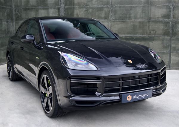 Porsche Cayenne Coupé Turbo S e-Hybrid