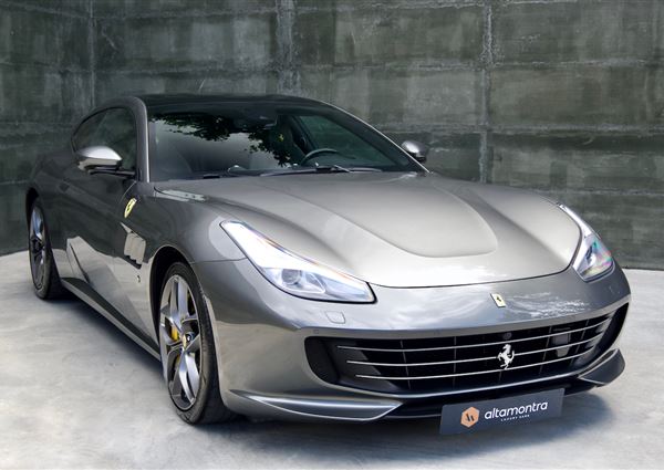 Ferrari GTC4Lusso T