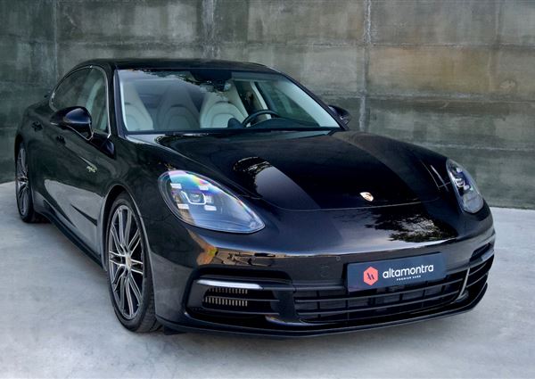 Porsche Panamera 4 E-Hybrid