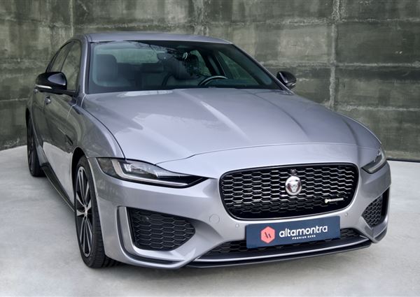 Jaguar XE D200 R-Dynamic Black Auto