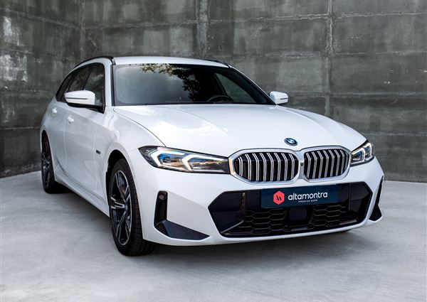 BMW 330 e Touring Pack M Auto