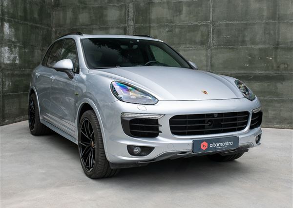Porsche Cayenne S E-Hybrid