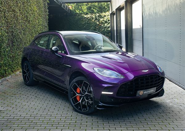 Aston Martin DBX 707