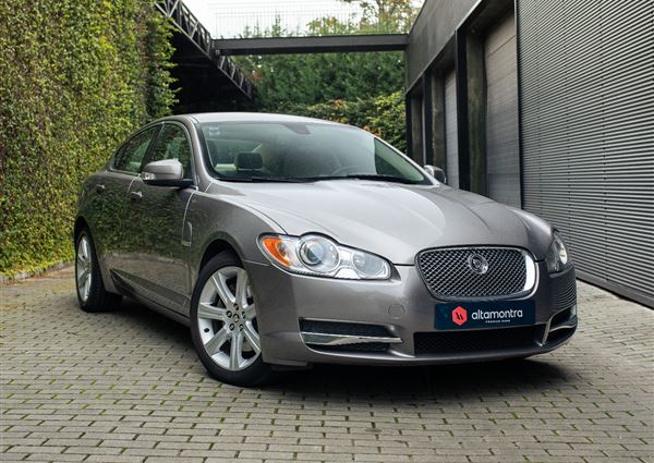 Jaguar XF 2.7 D V6 Luxury