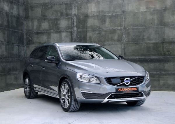 Volvo V60 Cross Country D3 Summum Geartronic