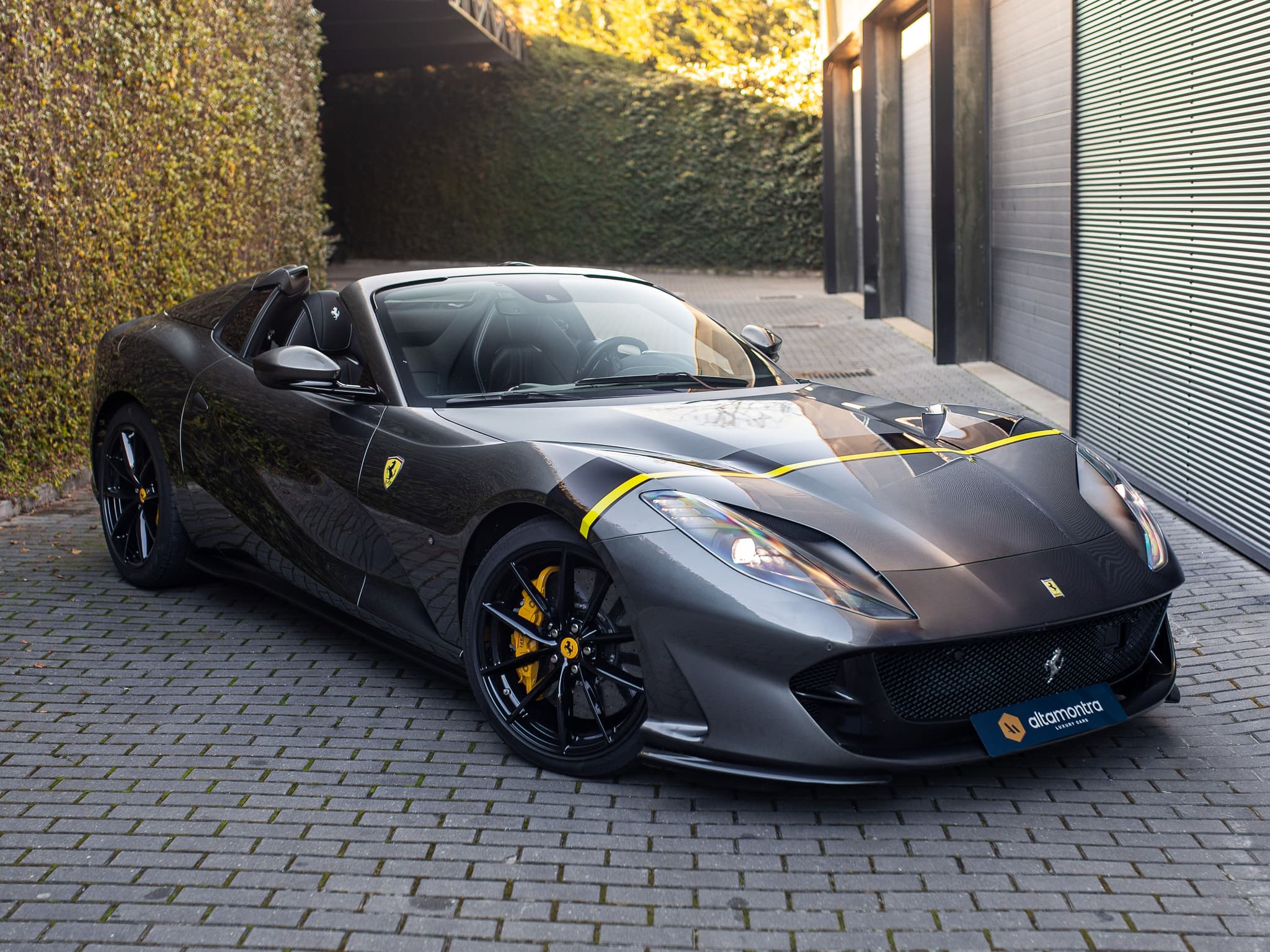 Ferrari 812 – photo 1