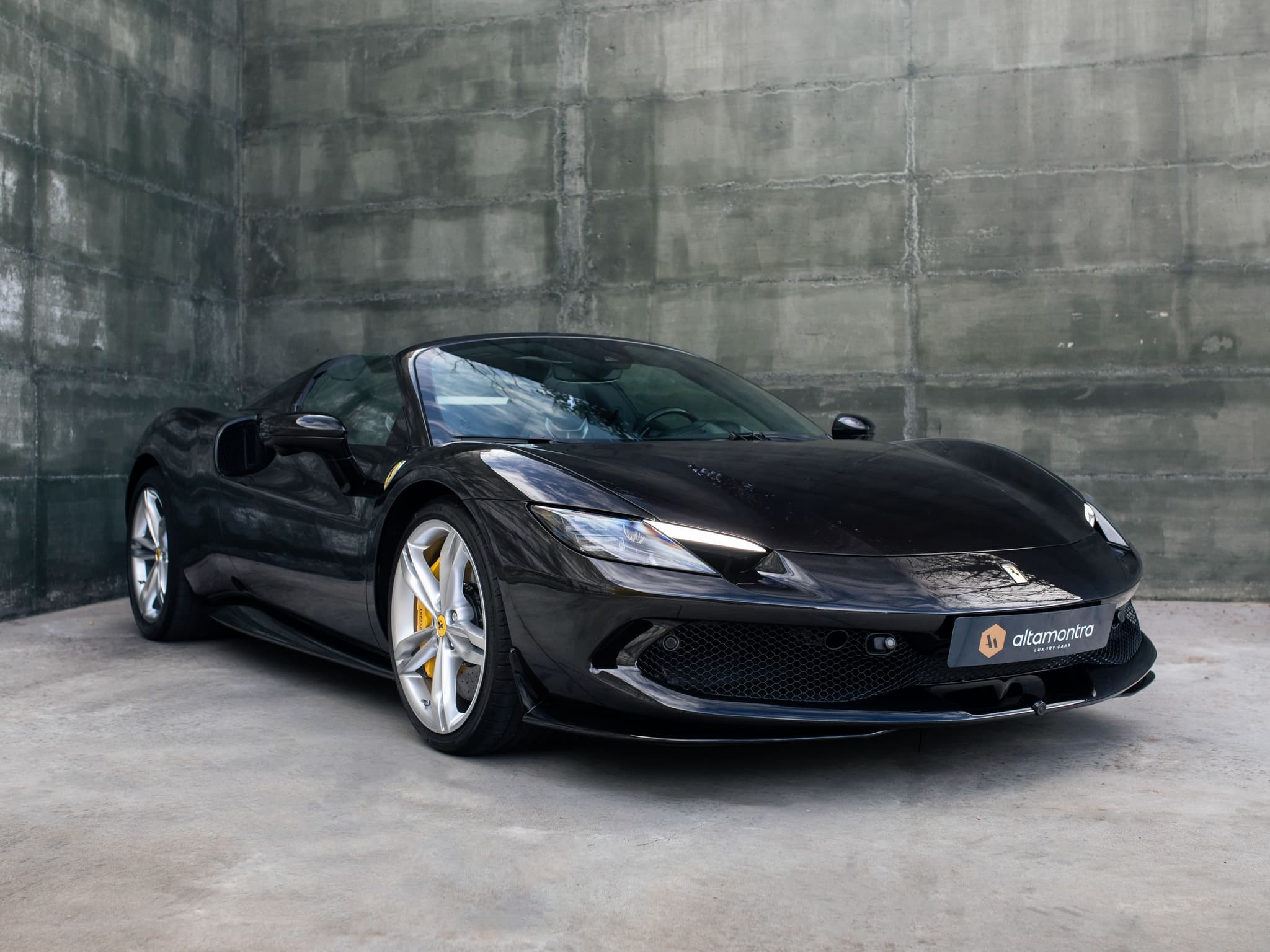 Ferrari 296 – photo 1