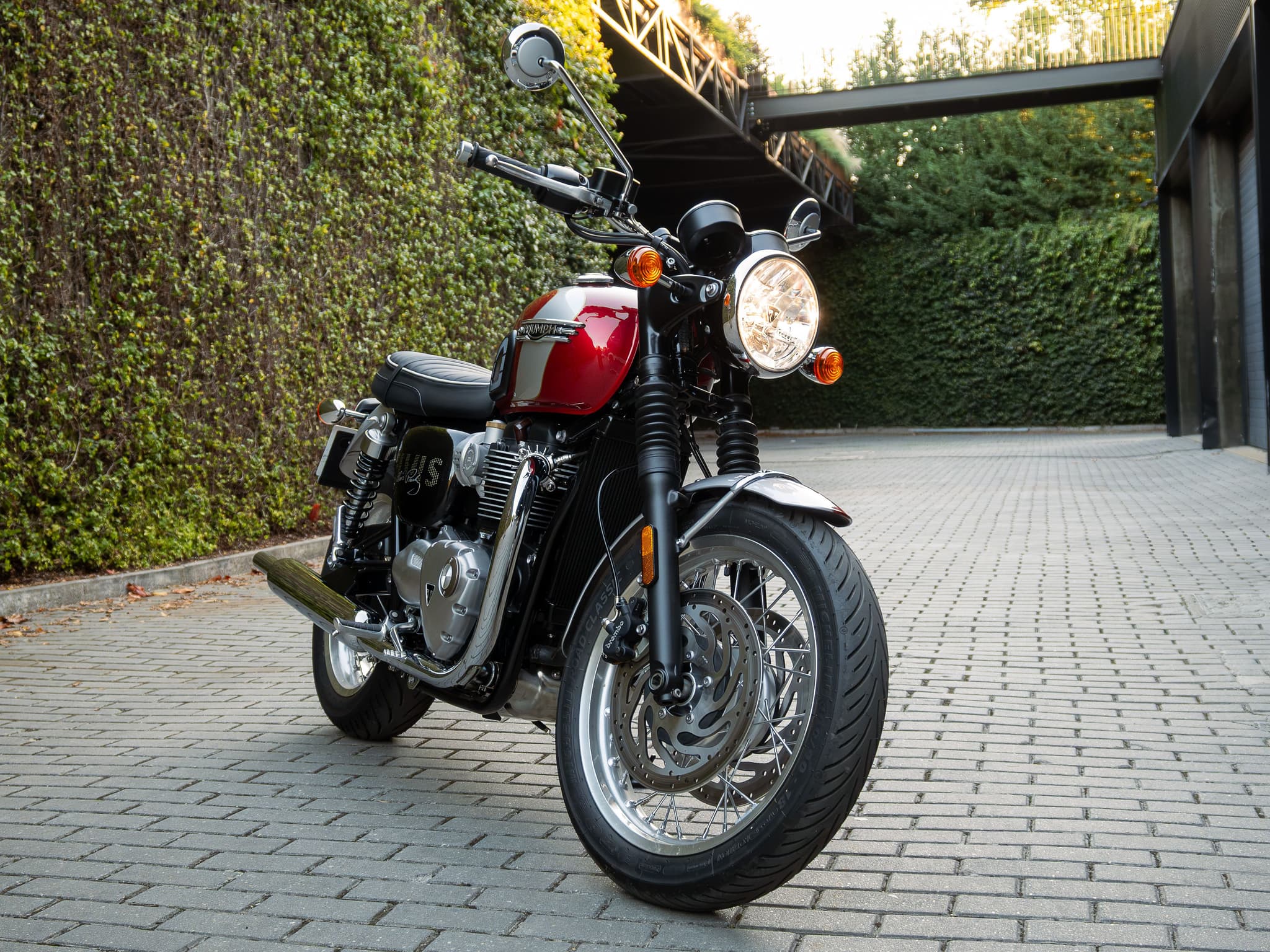 Triumph Bonneville T120 – photo 2