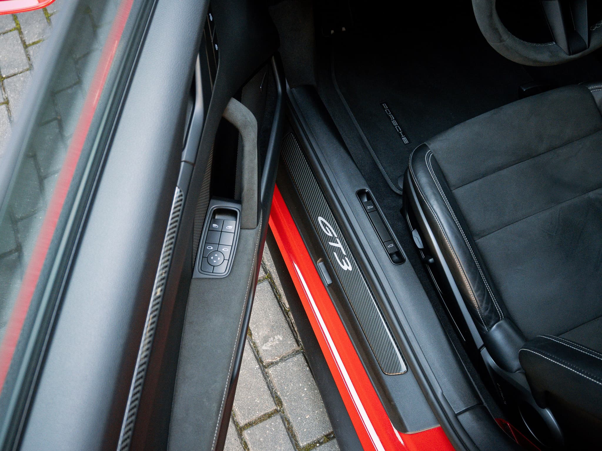 Porsche 992 – photo 7