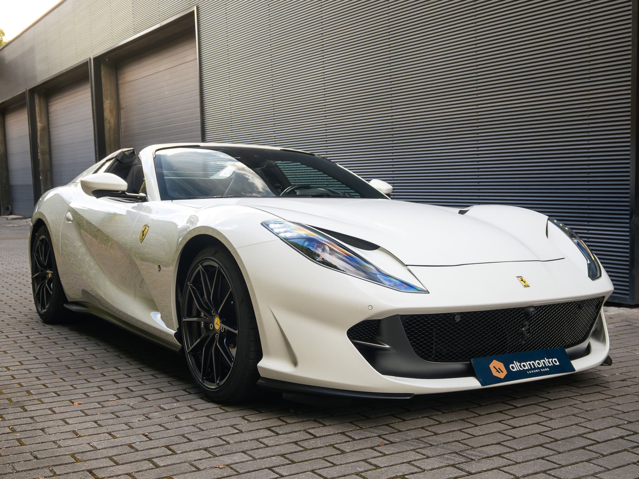 Ferrari 812 – foto 2