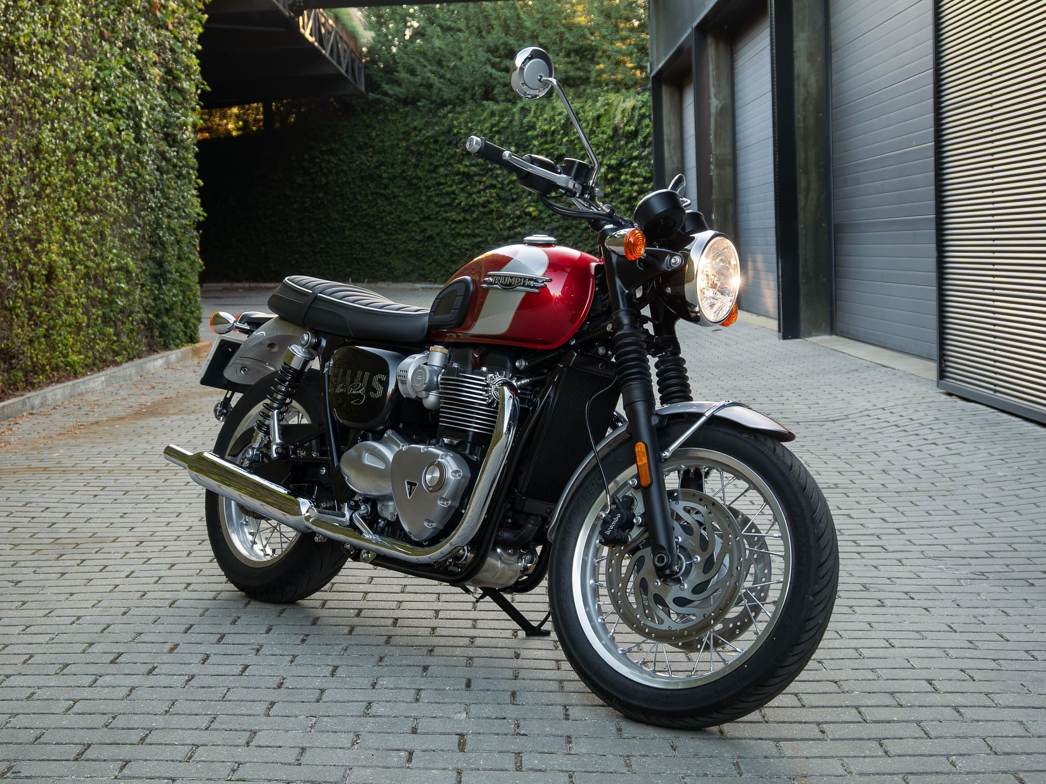 Triumph Bonneville T120 Elvis Presley 182/925 2026